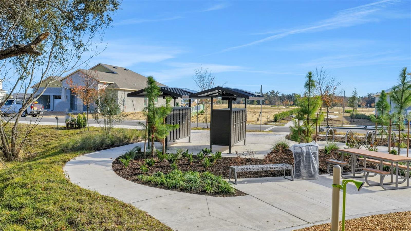 AVALON WOODS - Residential