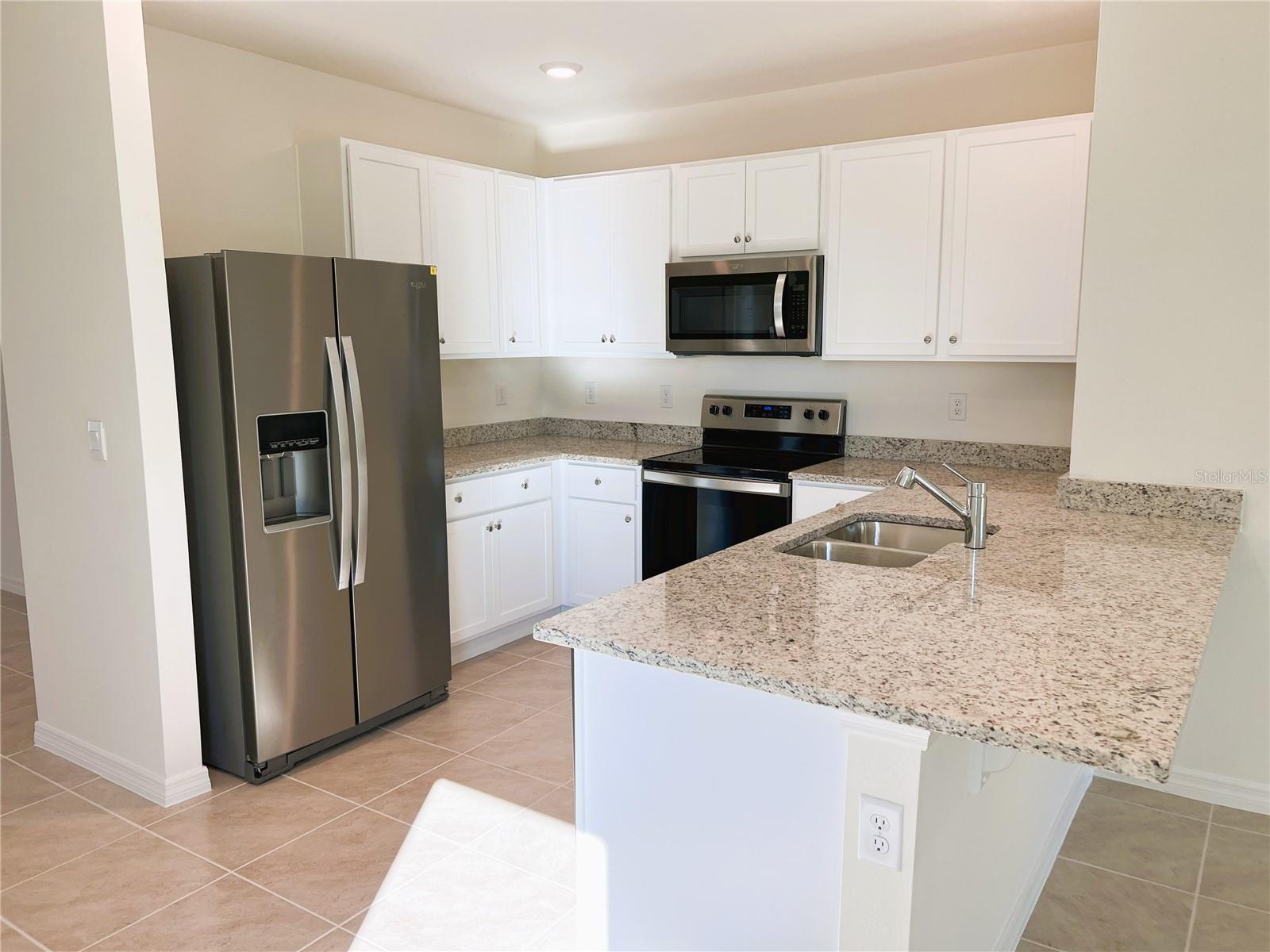 ASTONIA-PHASE 2 & 3 - Residential Lease