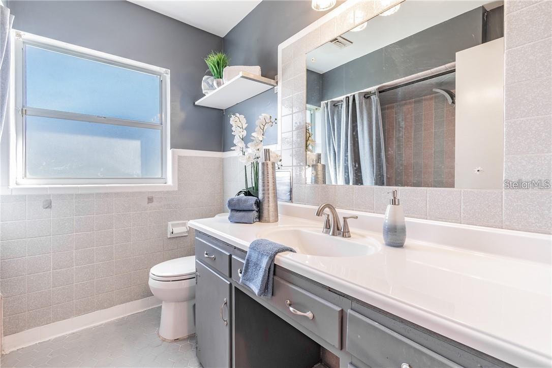 RIVERHILLS PARK UNIT 1 - Residential
