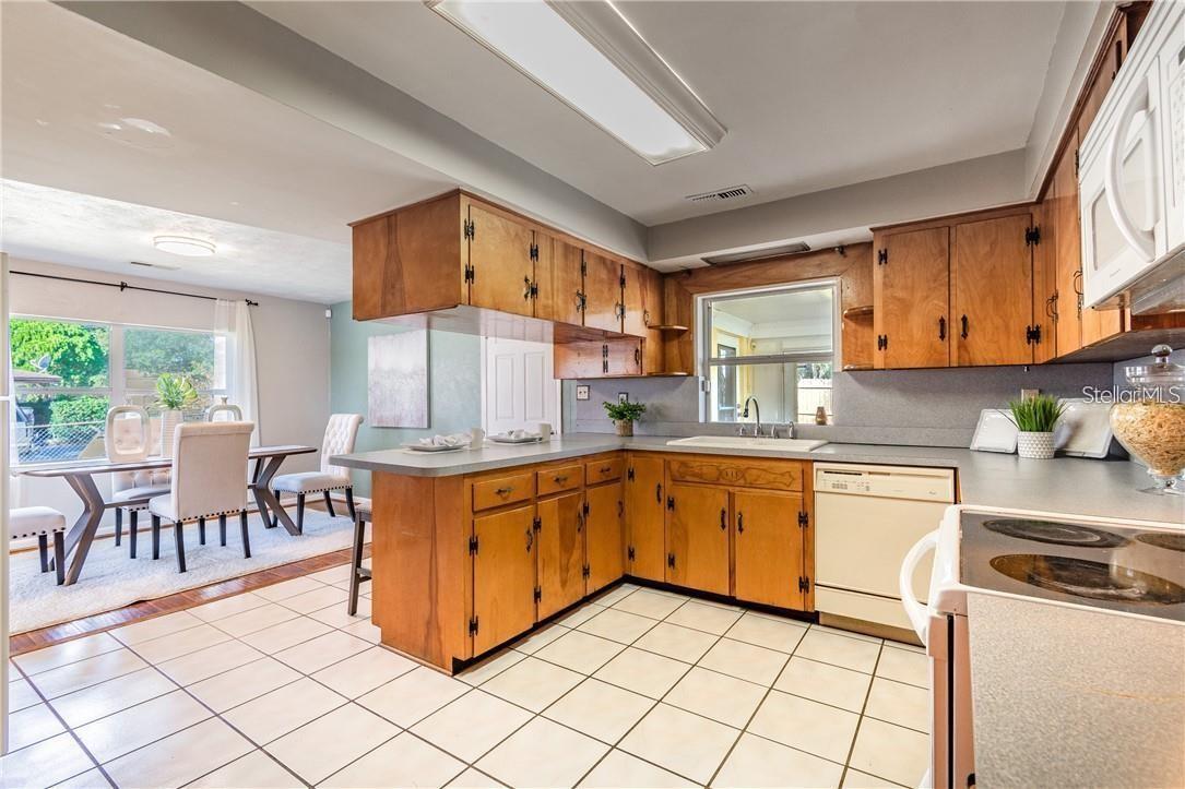 RIVERHILLS PARK UNIT 1 - Residential