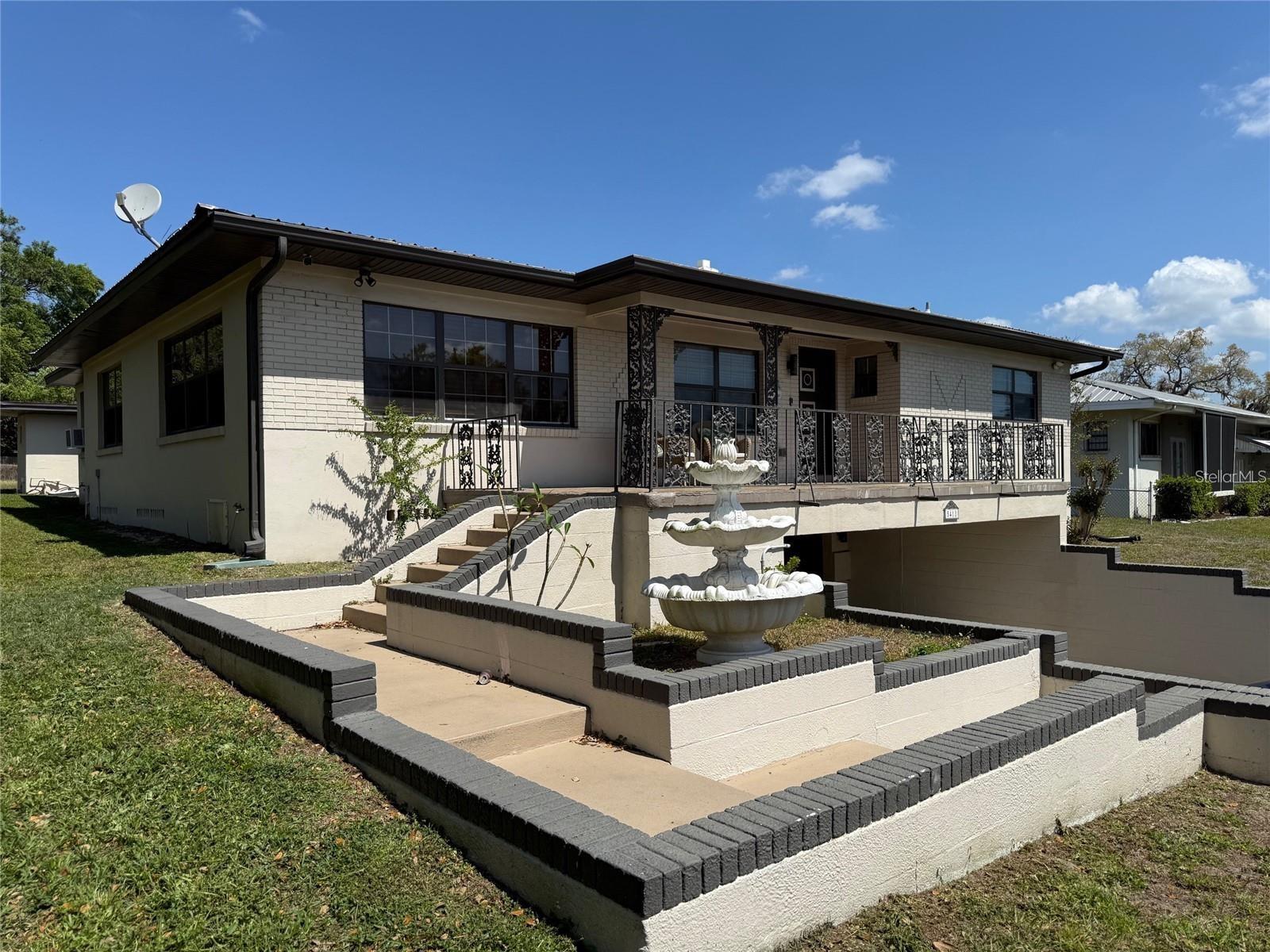 RIVERHILLS PARK UNIT 1 - Residential