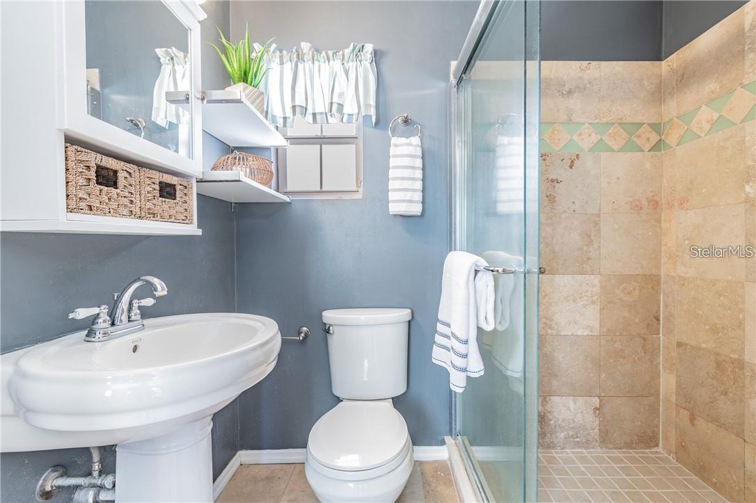RIVERHILLS PARK UNIT 1 - Residential