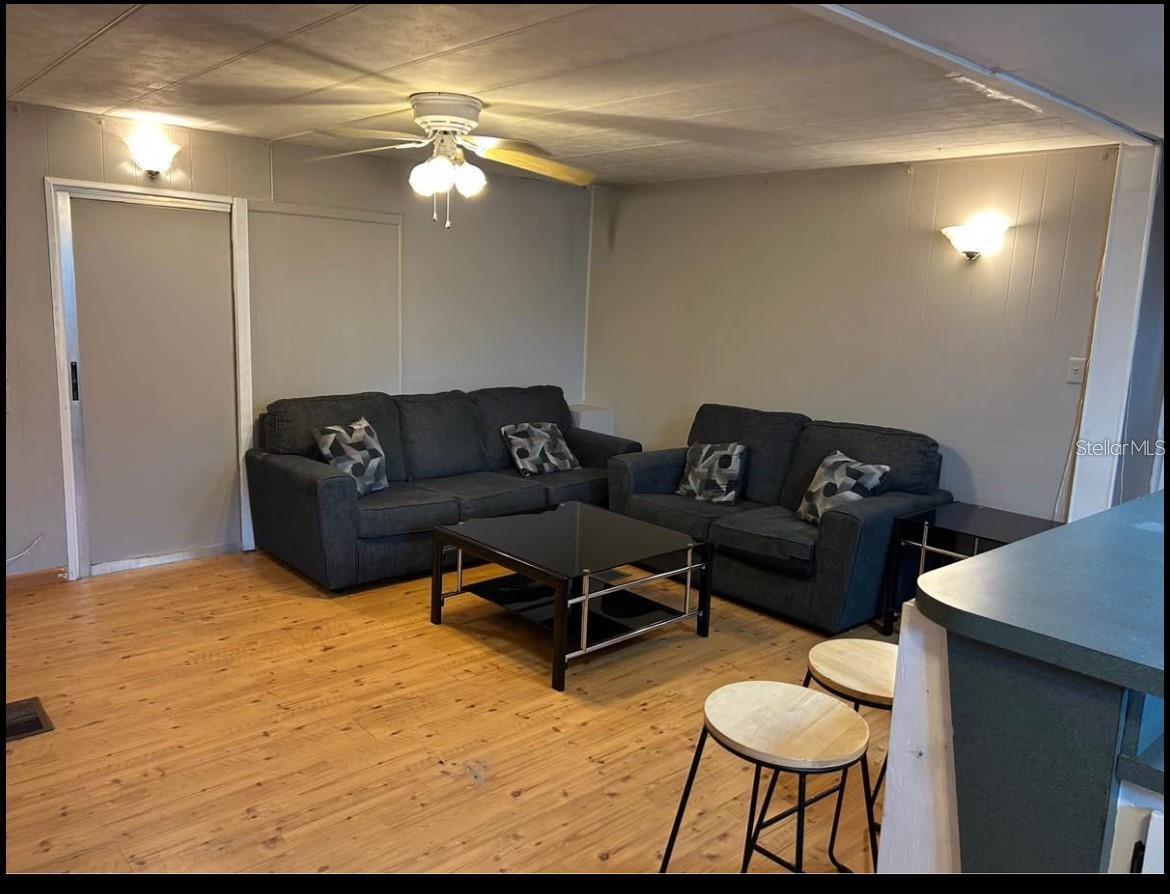 PINE BAY PARK - Residential