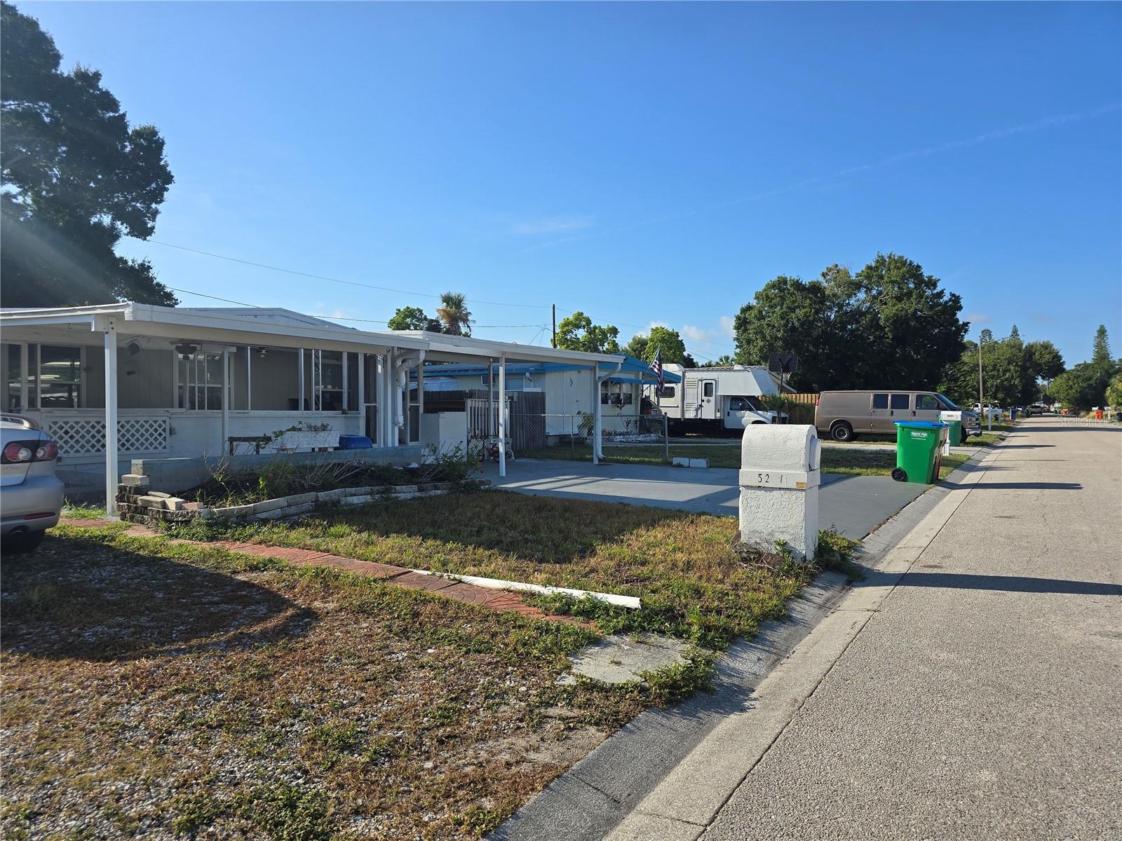 PINE BAY PARK - Residential