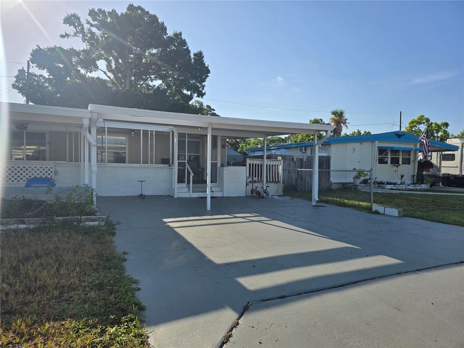 PINE BAY PARK - Residential