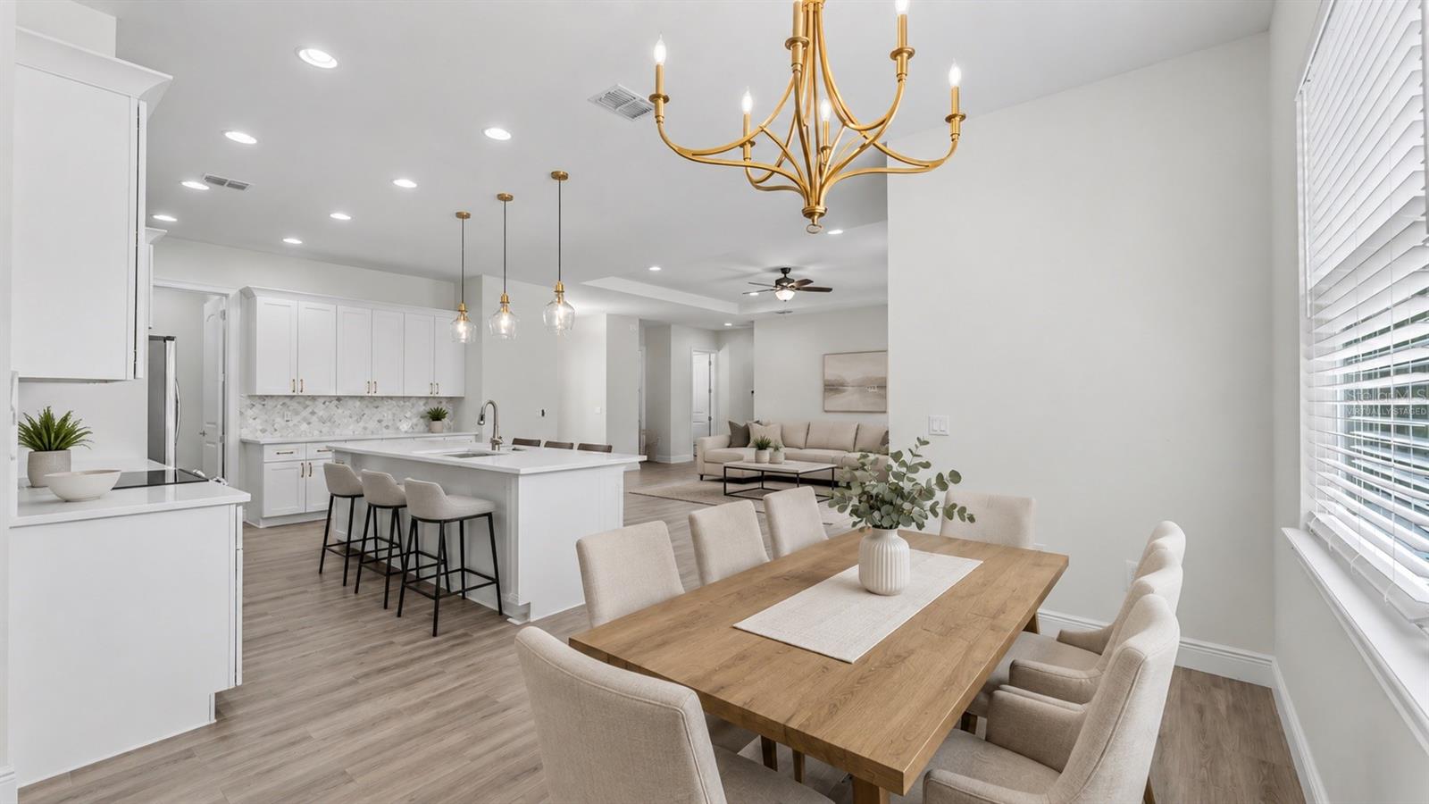 HARBOR HILLS UNIT 01 - Residential