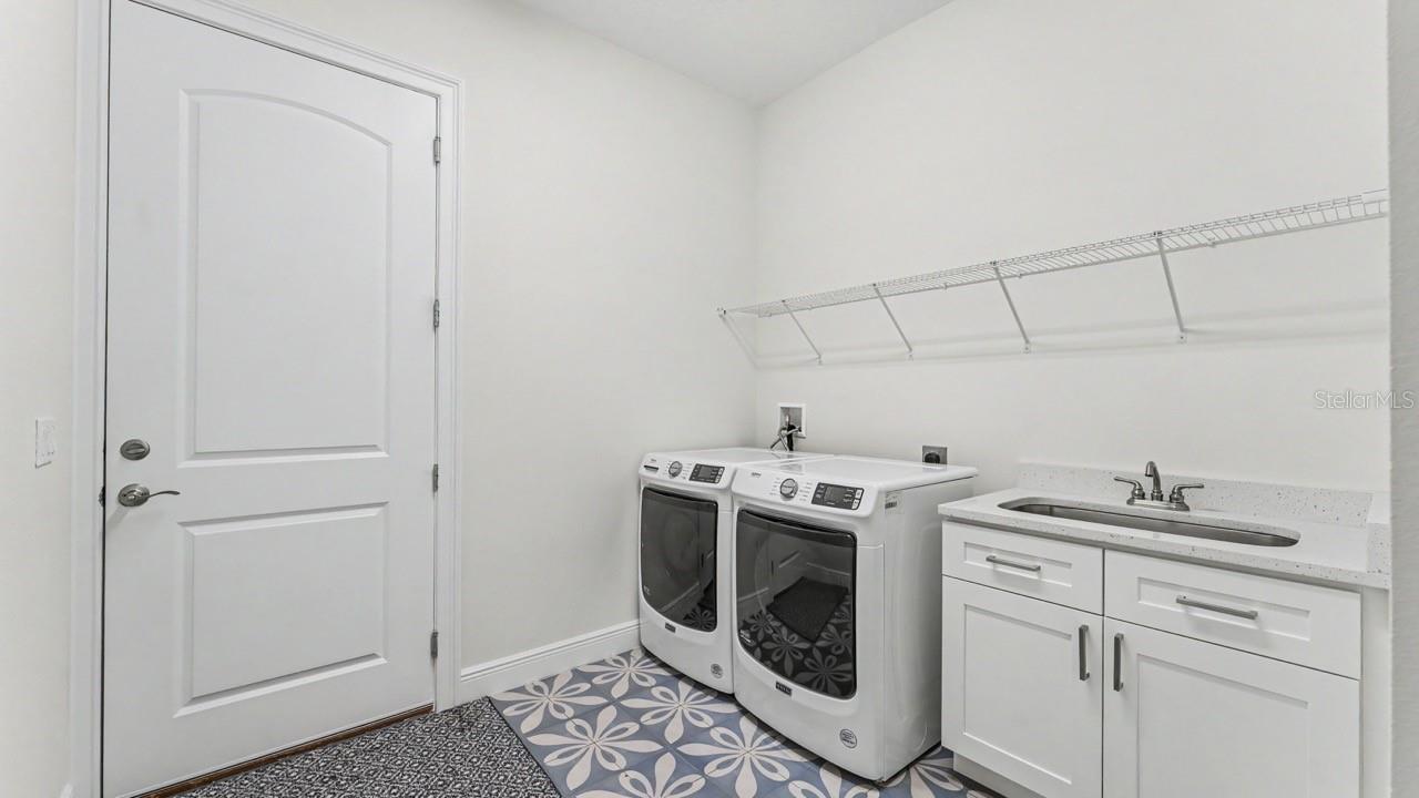 HARBOR HILLS UNIT 01 - Residential