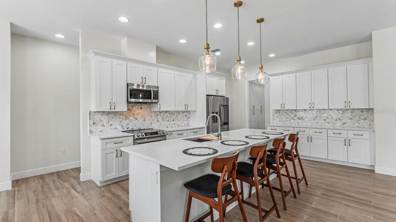 HARBOR HILLS UNIT 01 - Residential