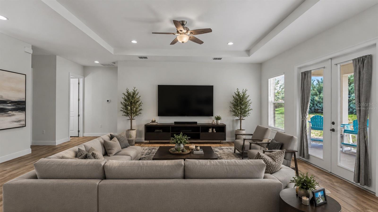HARBOR HILLS UNIT 01 - Residential