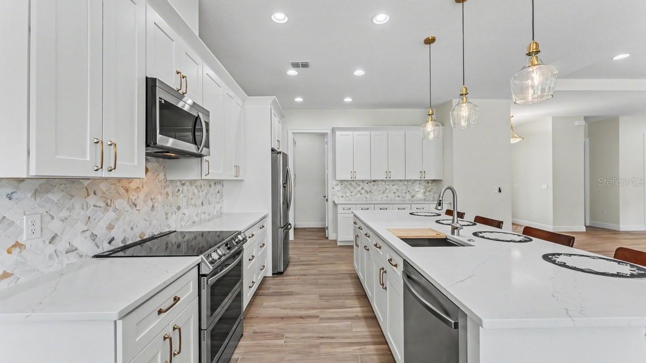 HARBOR HILLS UNIT 01 - Residential