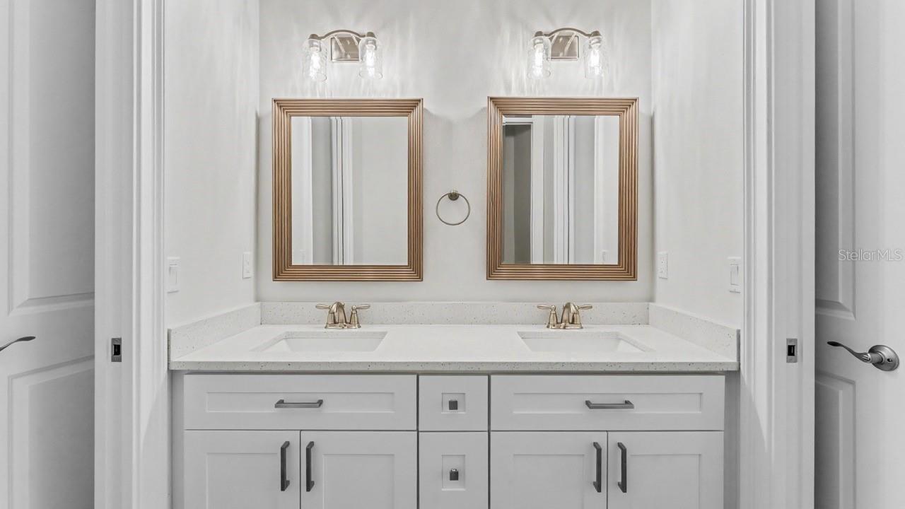 HARBOR HILLS UNIT 01 - Residential