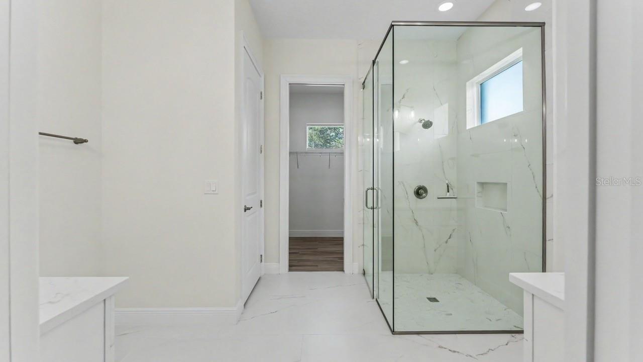 HARBOR HILLS UNIT 01 - Residential
