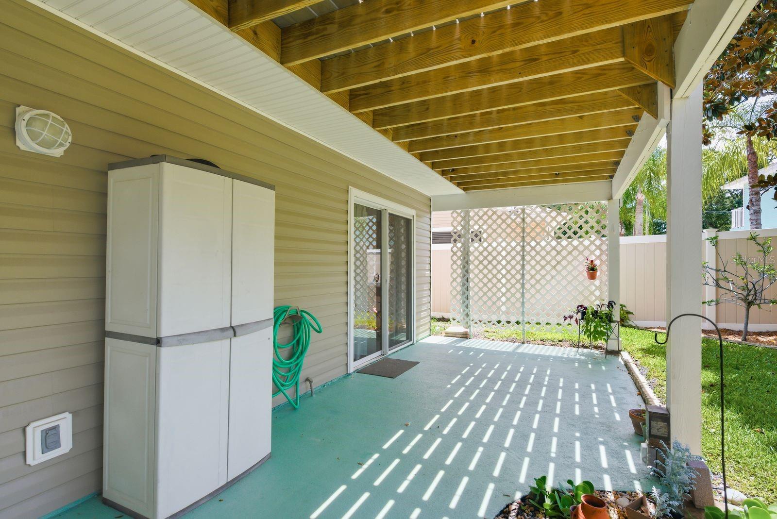 SKINNERS LEE B SUB LTS 3 & 4 RESUB - Residential