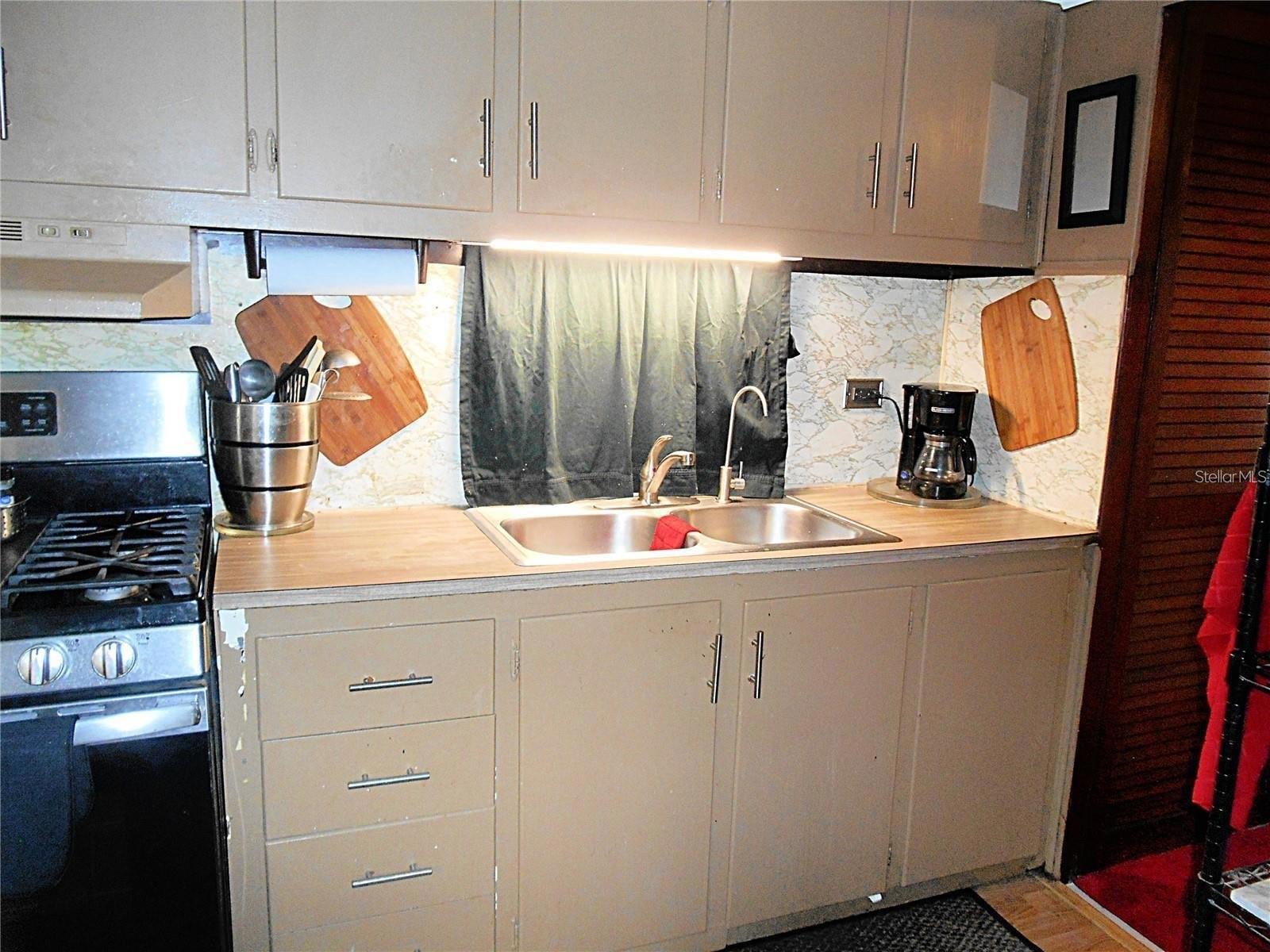 EAGLES NEST MOBILE HOME PARK UNREC - Residential