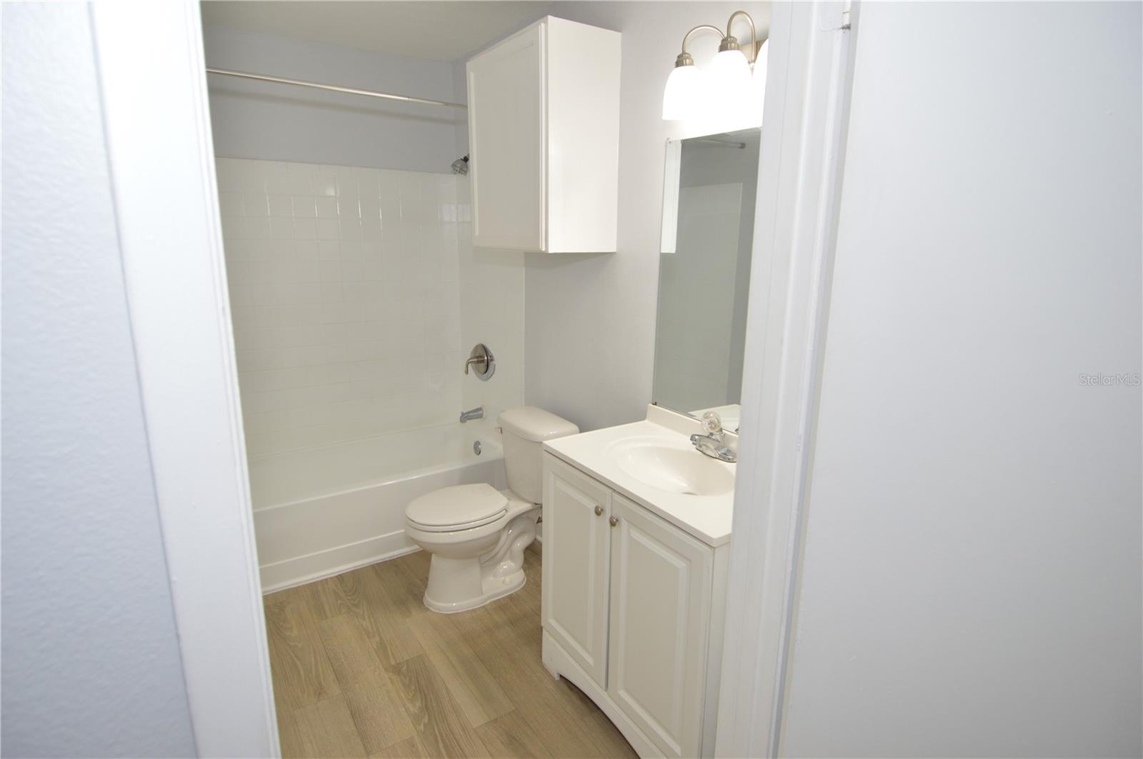 THE GRAND RESERVE CONDO - Residential Lease