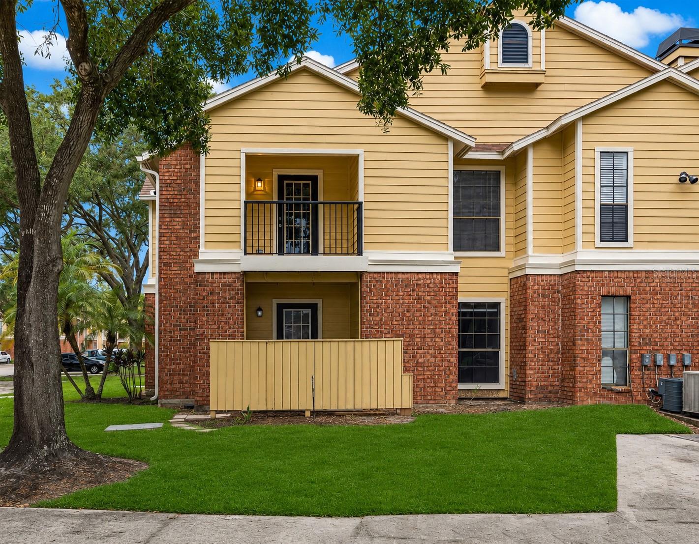 THE GRAND RESERVE CONDO - Residential Lease