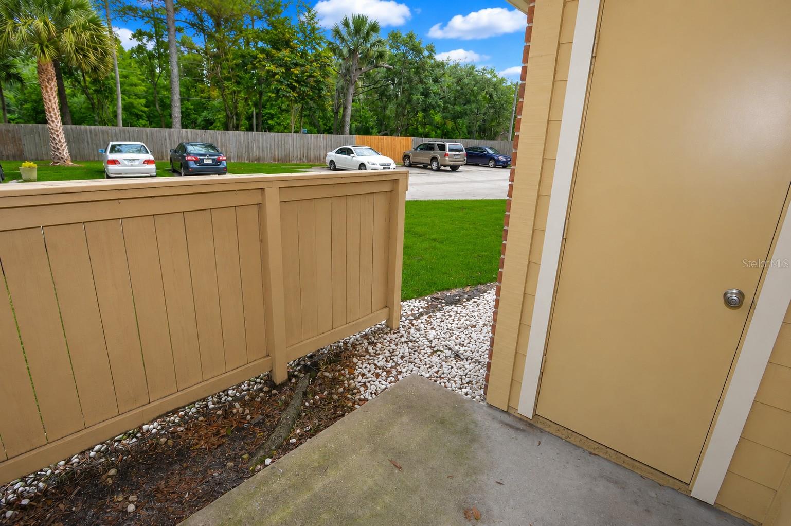 THE GRAND RESERVE CONDO - Residential Lease