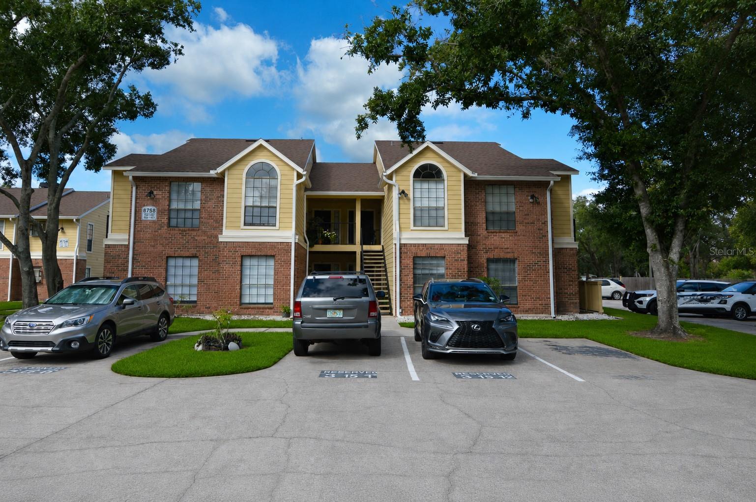 THE GRAND RESERVE CONDO - Residential Lease