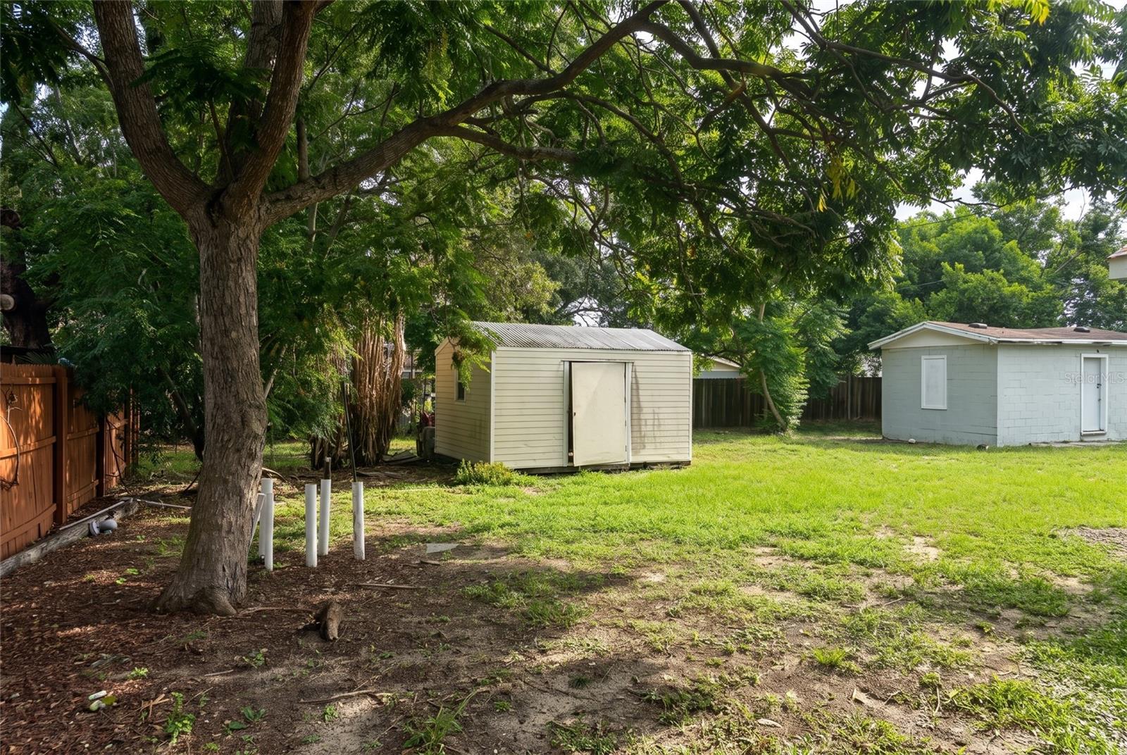 CLERMONT LINCOLN HEIGHTS SCHOOL - Residential Lease