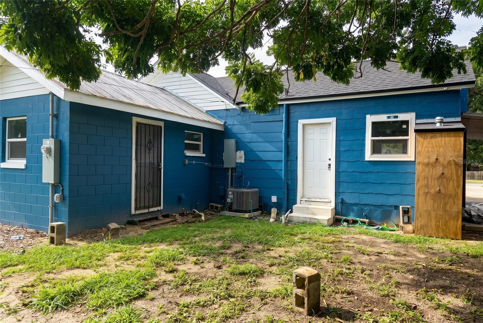 CLERMONT LINCOLN HEIGHTS SCHOOL - Residential Lease