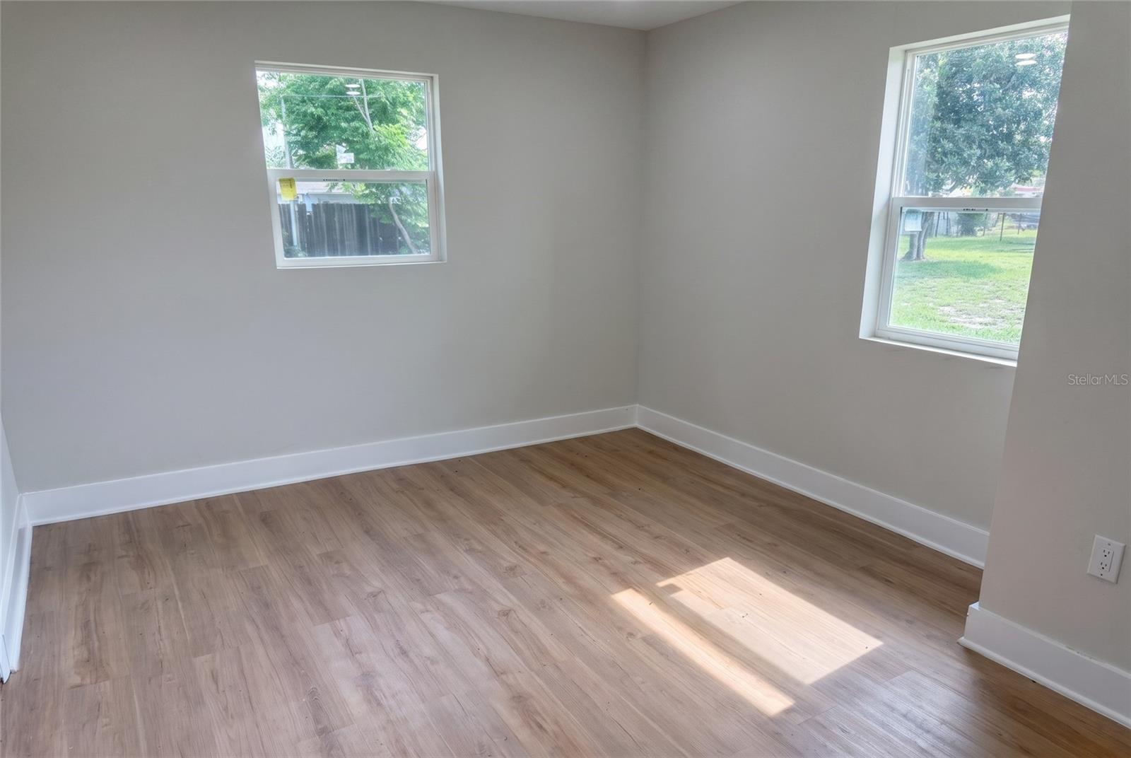 CLERMONT LINCOLN HEIGHTS SCHOOL - Residential Lease