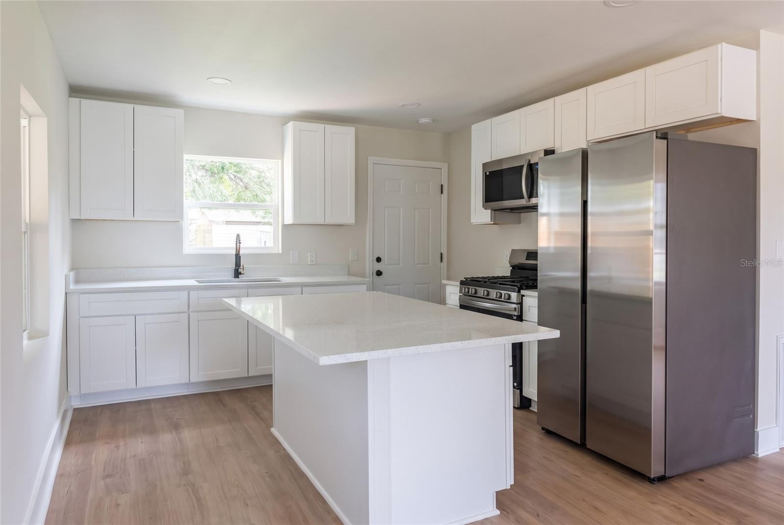 CLERMONT LINCOLN HEIGHTS SCHOOL - Residential Lease