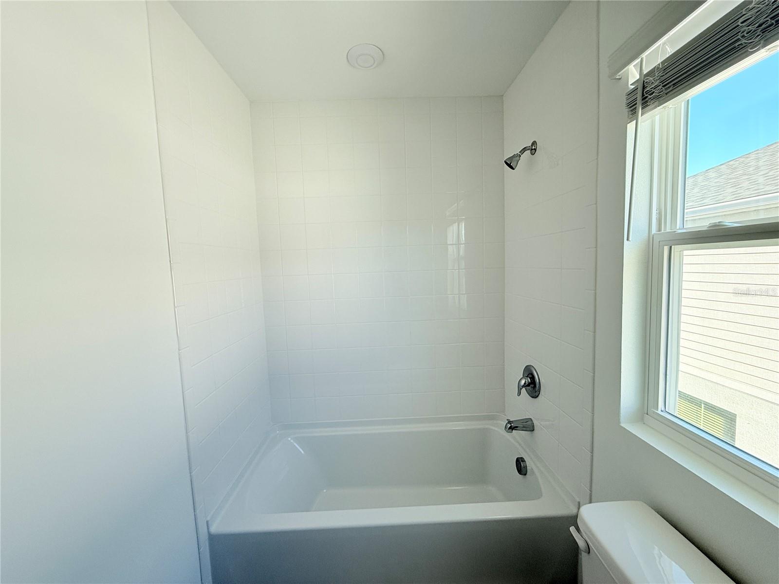 GARDENIA RESERVE - Residential Lease