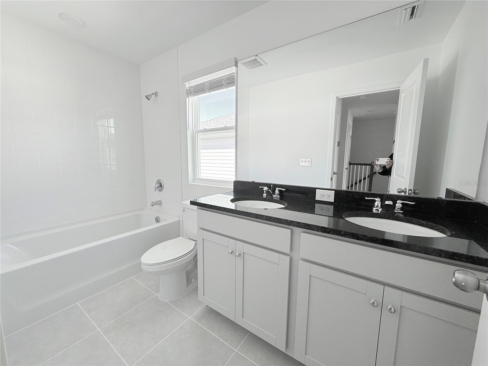 GARDENIA RESERVE - Residential Lease