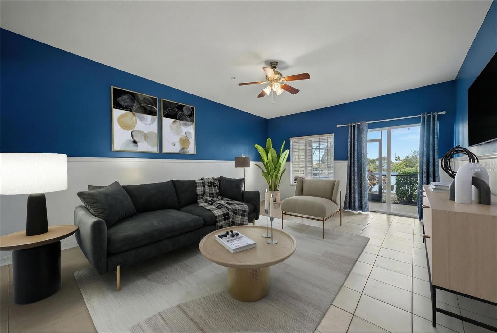 LAKESIDE VILLAGE TOWNHOME - Residential