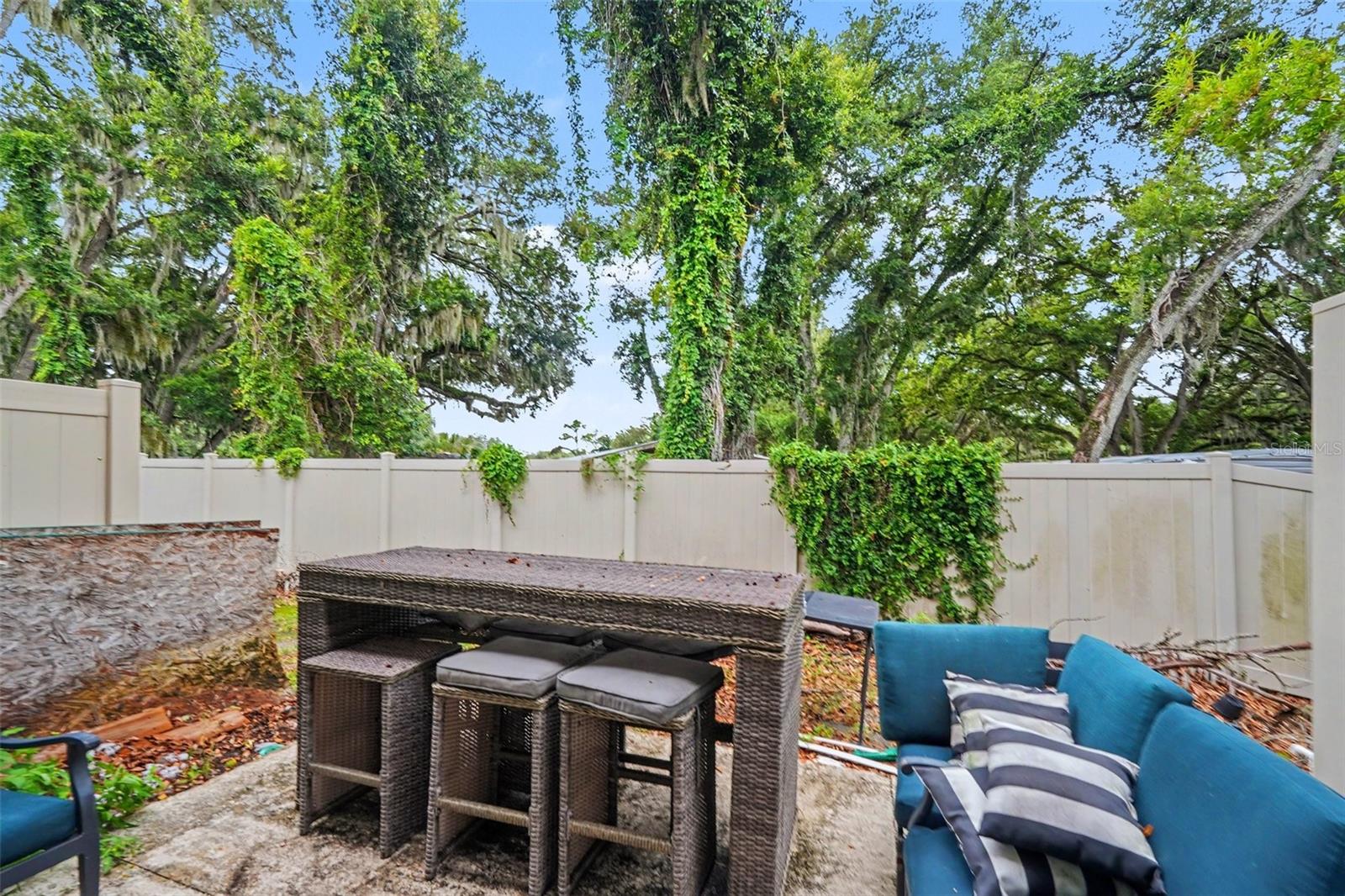 REGO PALMS - Residential