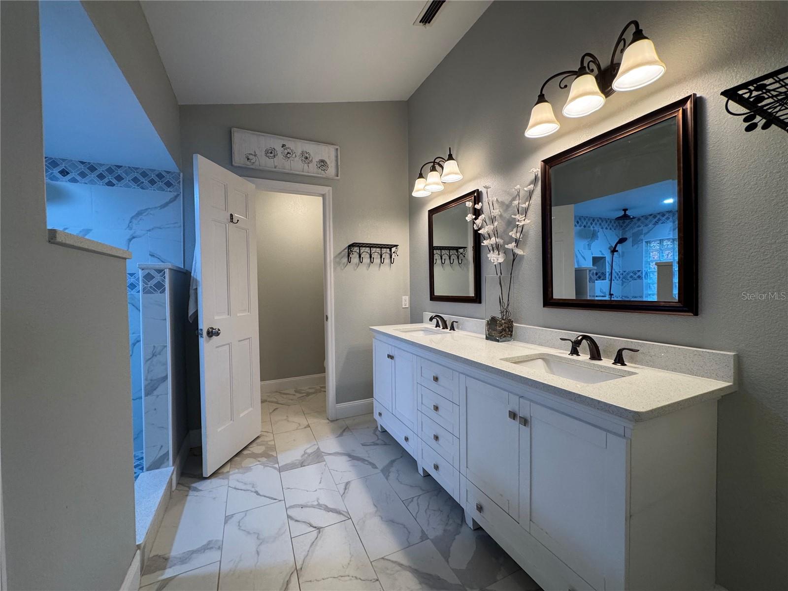 KIRKLAND LAKE ESTATES - Residential