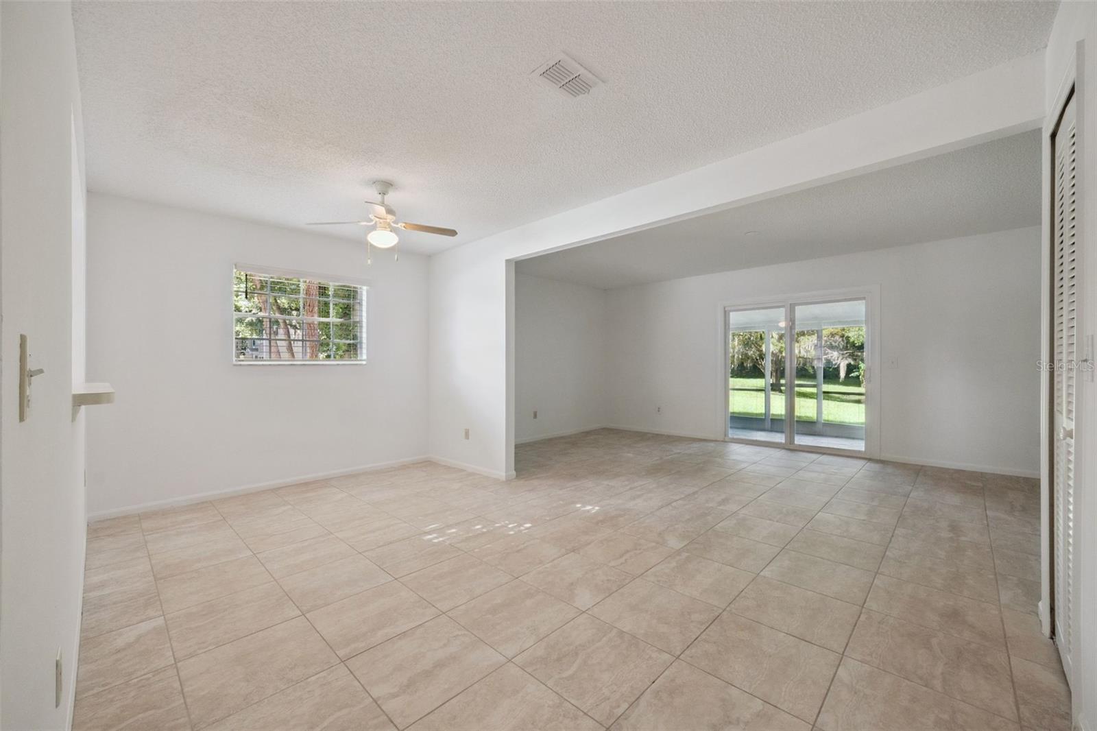 MOUNT GREENWOOD UNIT 4 OF - Residential