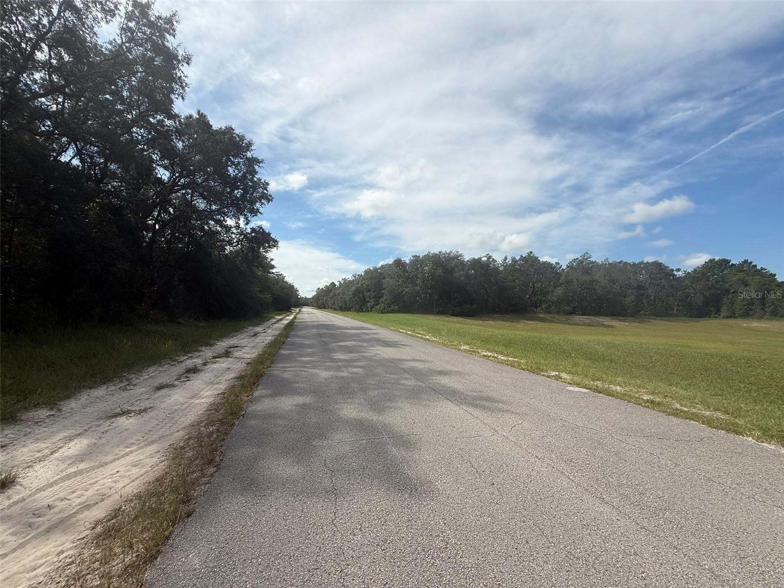 MARION OAKS RANCHES - Land