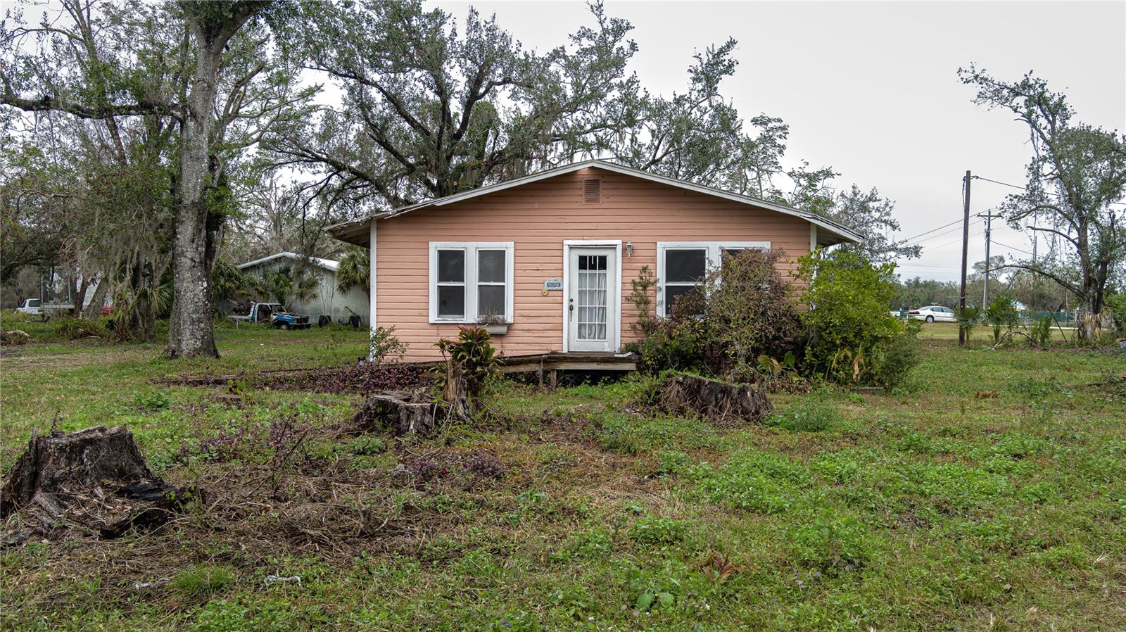 MYAKKA CITY - Commercial Sale