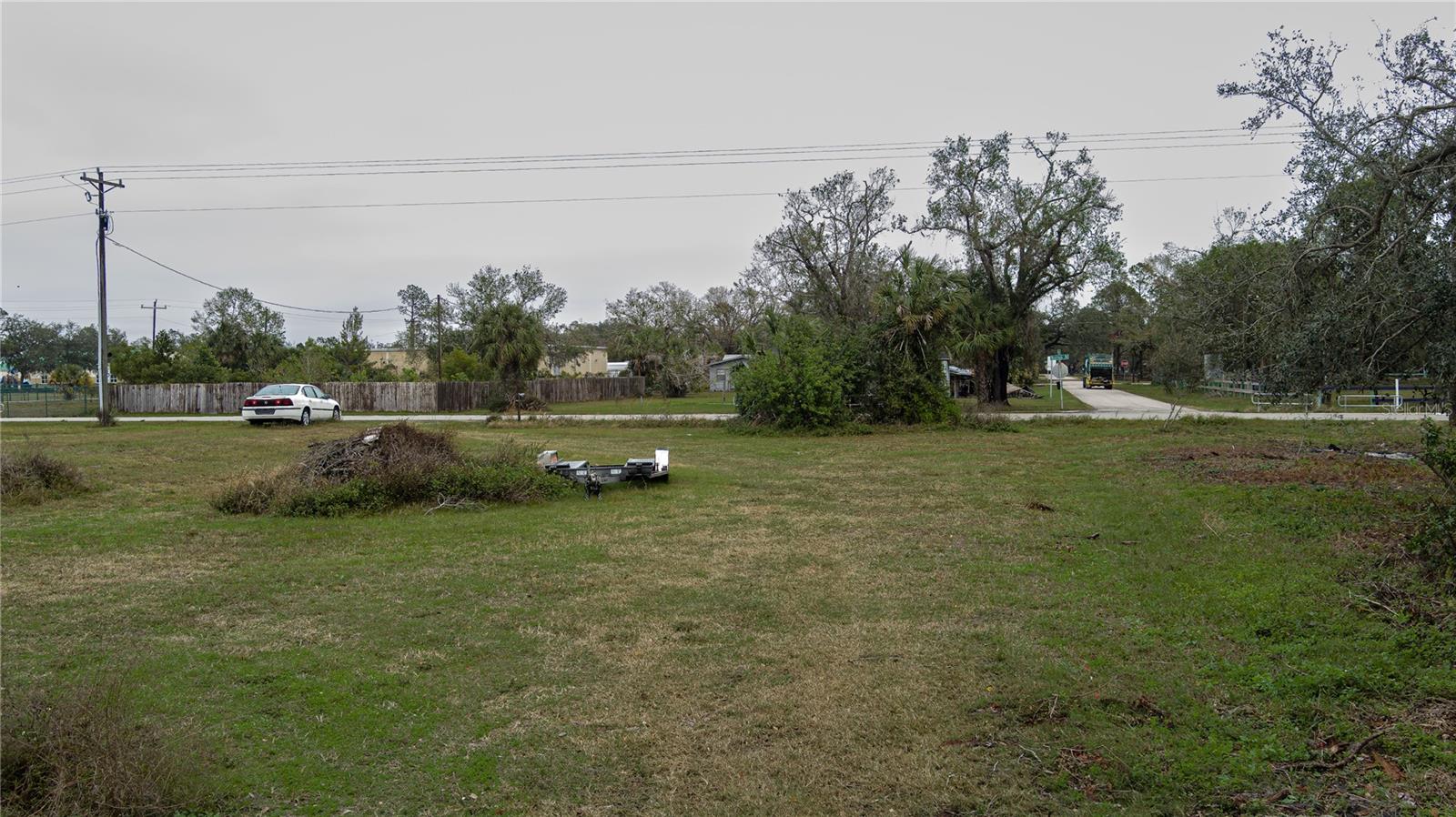 MYAKKA CITY - Commercial Sale