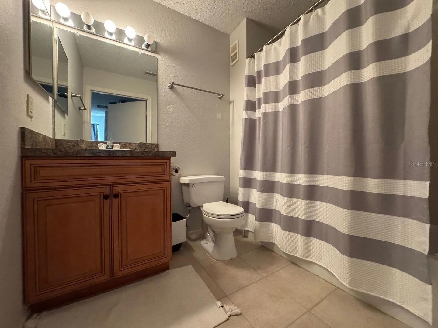 WINDSOR PARK AT GAINESVIL - Residential Lease