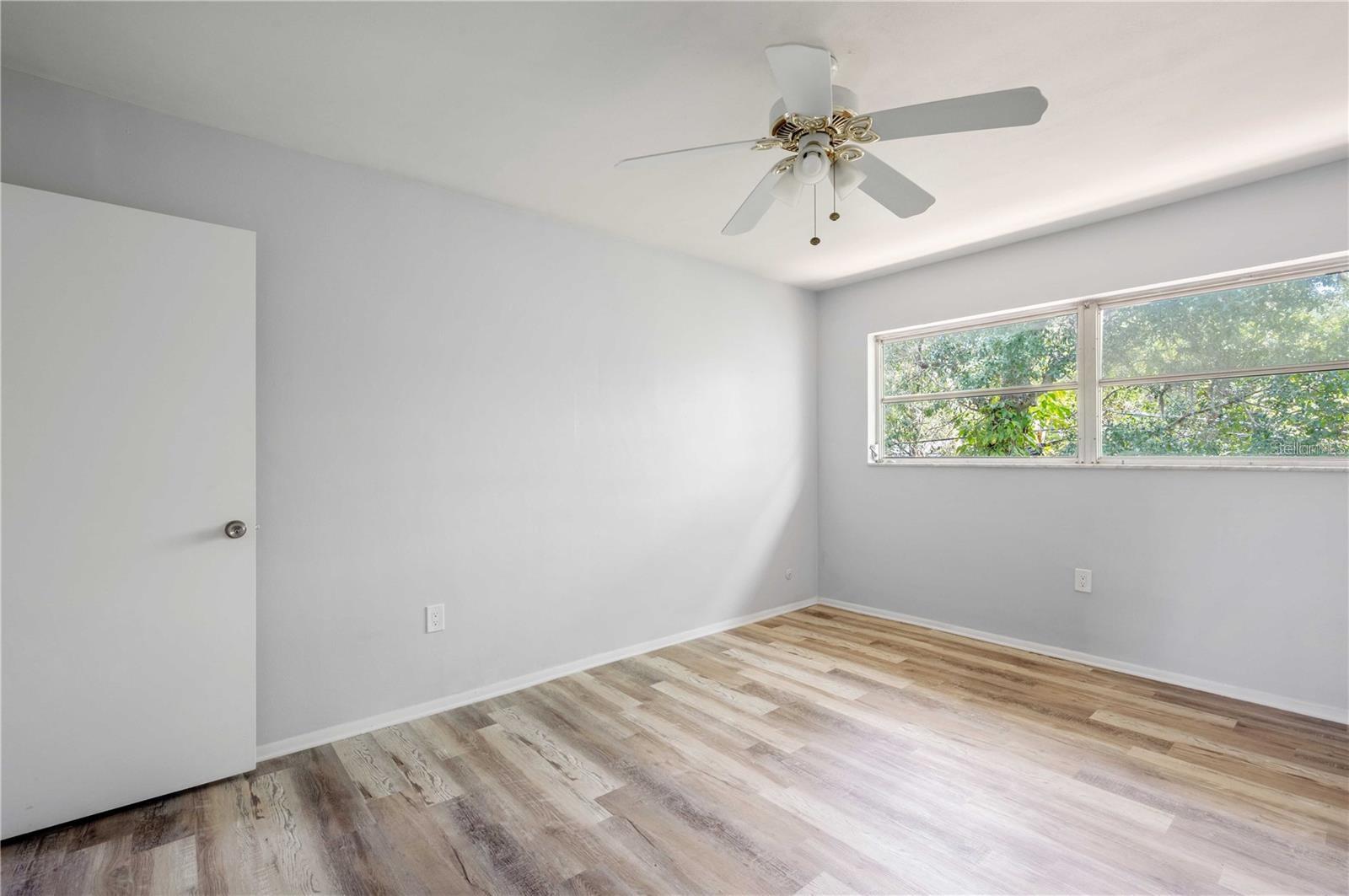 IMPERIAL COURT APT - Residential Lease