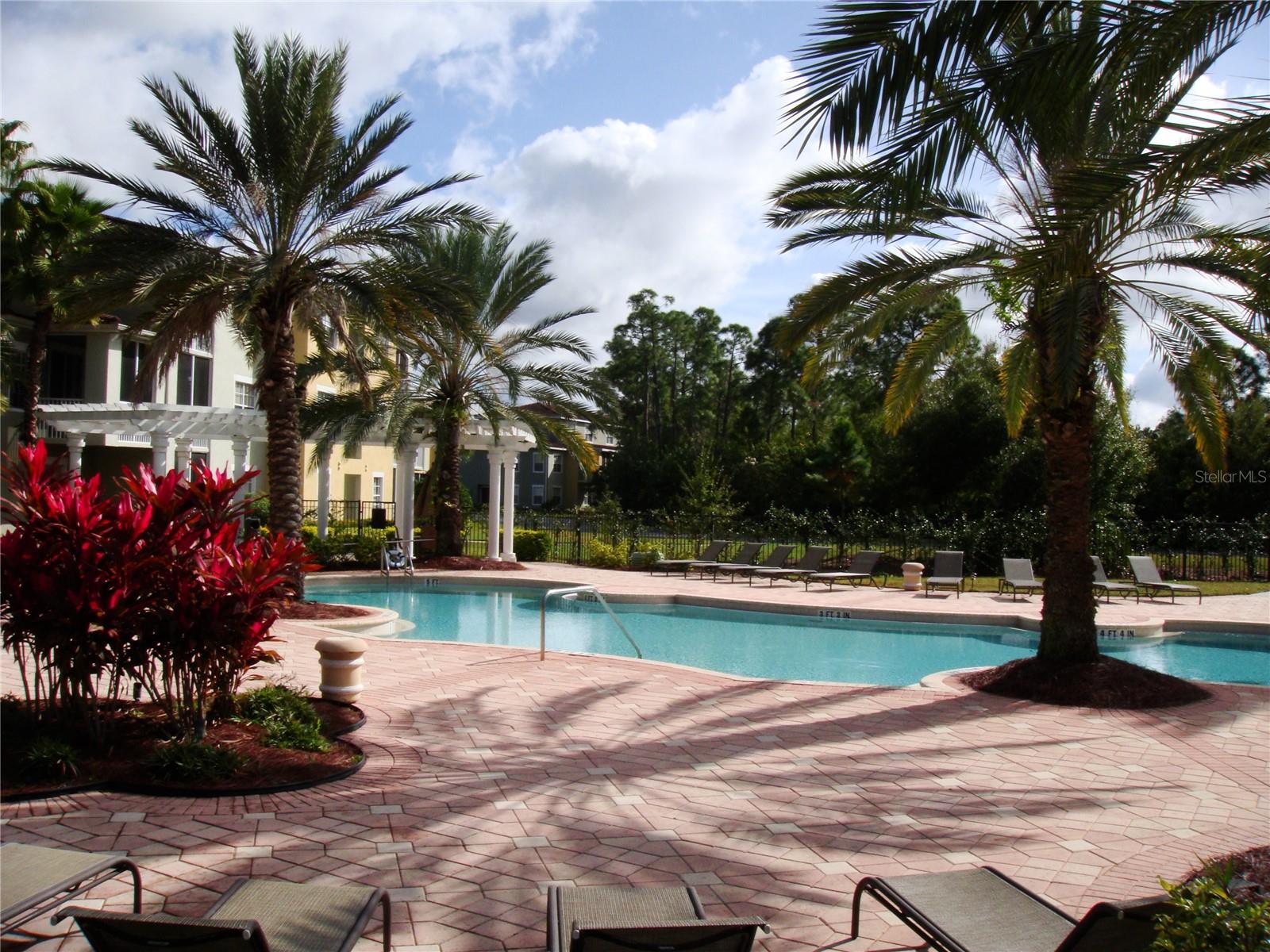 LAS PALMAS OF SARASOTA - Residential