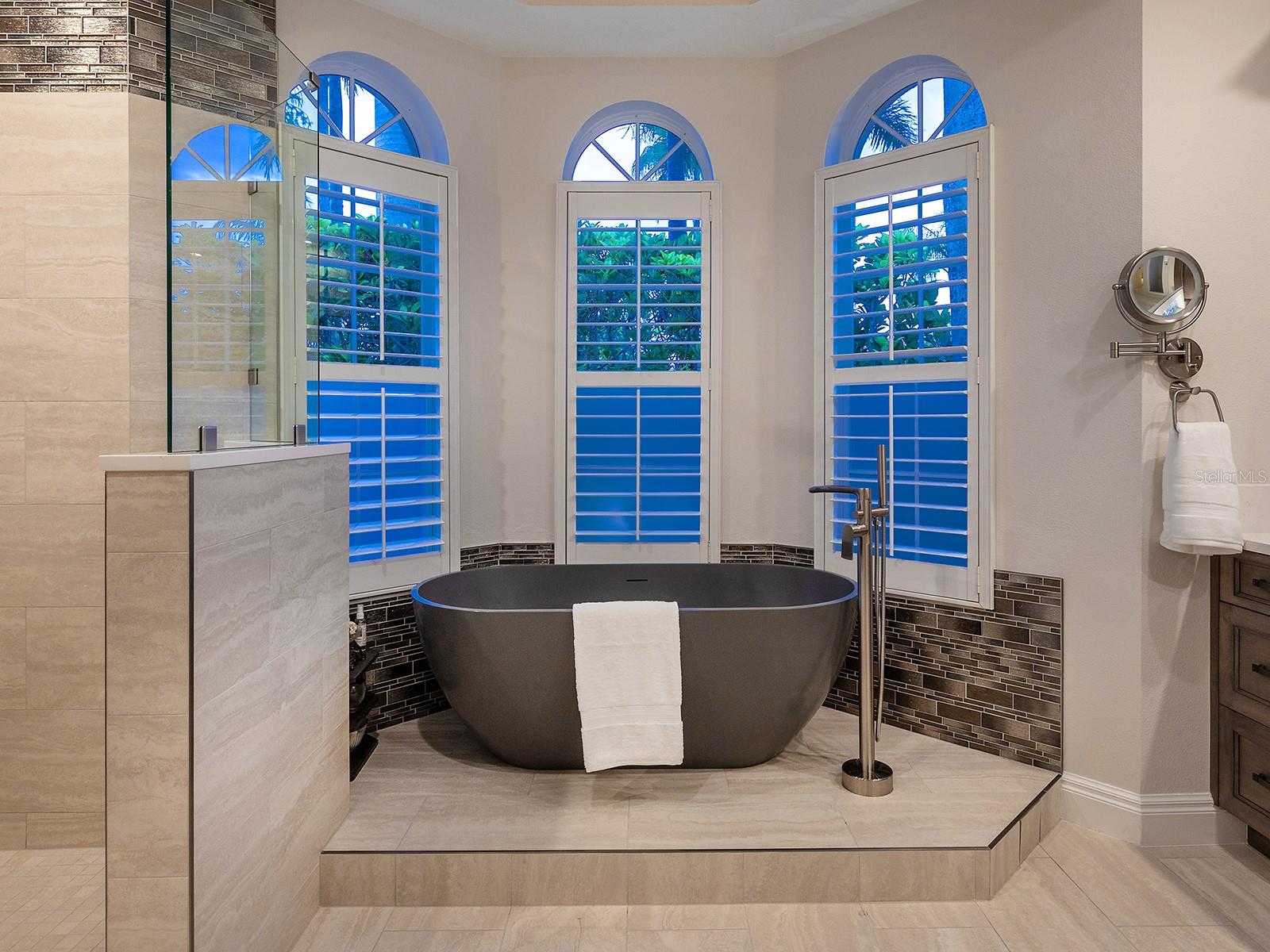 LAKEWOOD RANCH COUNTRY CLUB - Residential