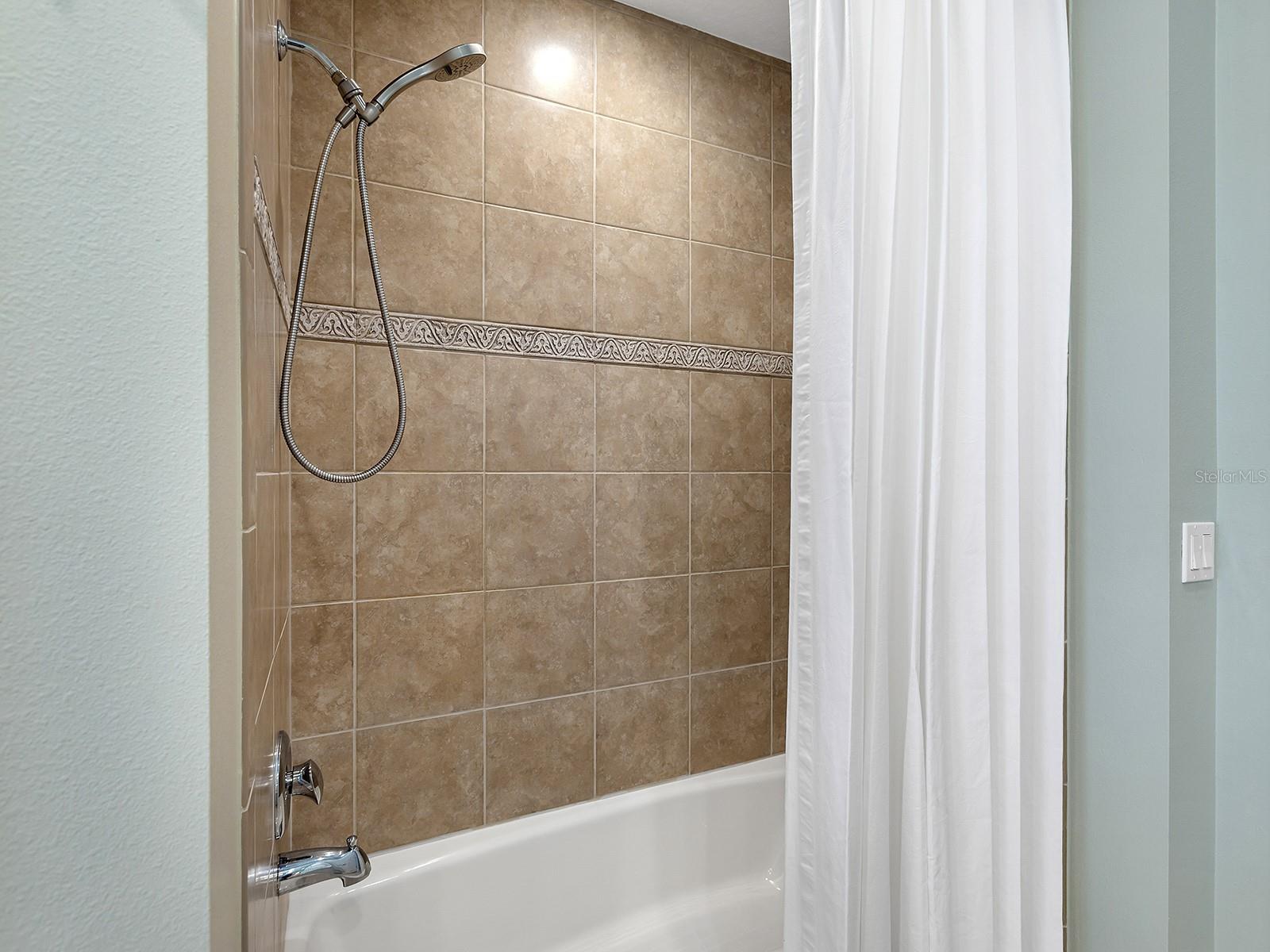 LAKEWOOD RANCH COUNTRY CLUB - Residential