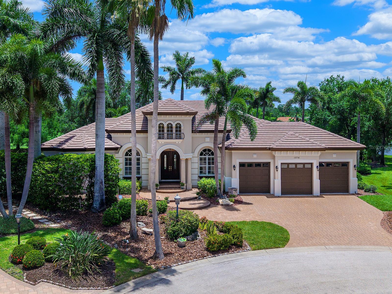 LAKEWOOD RANCH COUNTRY CLUB - Residential