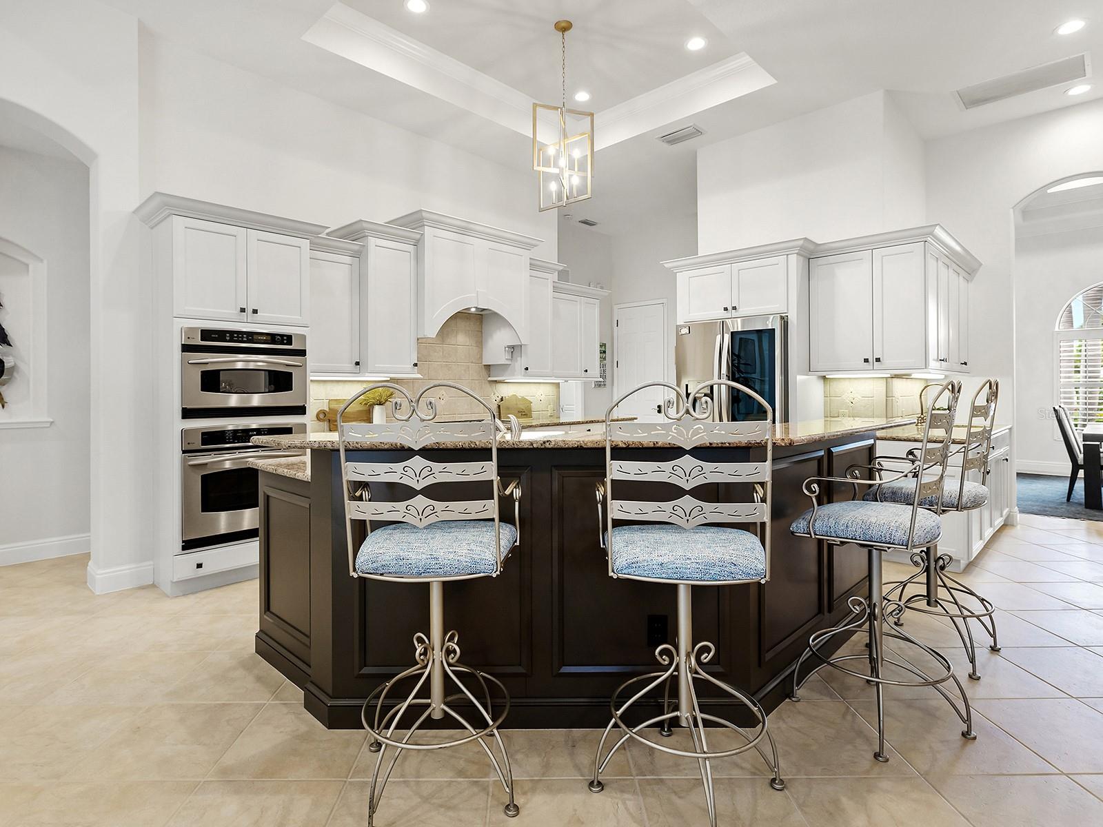 LAKEWOOD RANCH COUNTRY CLUB - Residential