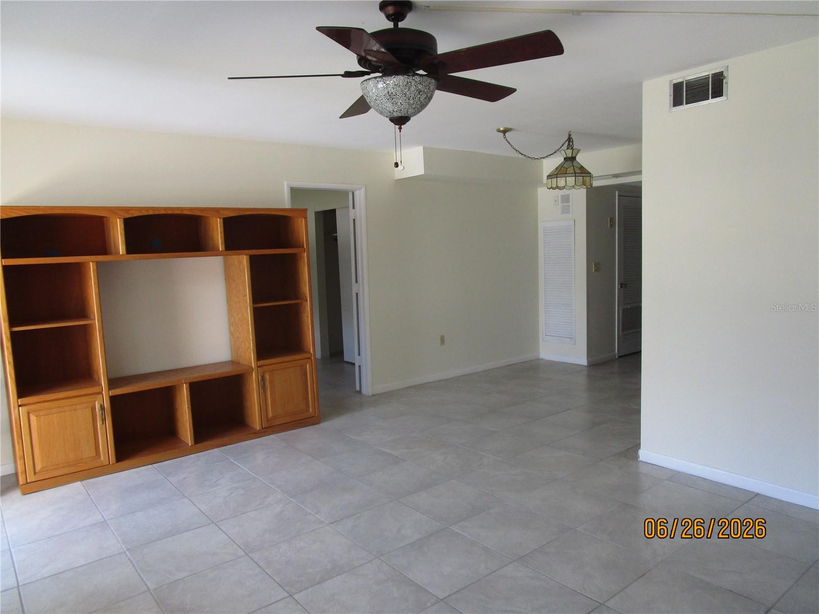 TOWN APTS CONDO - Residential