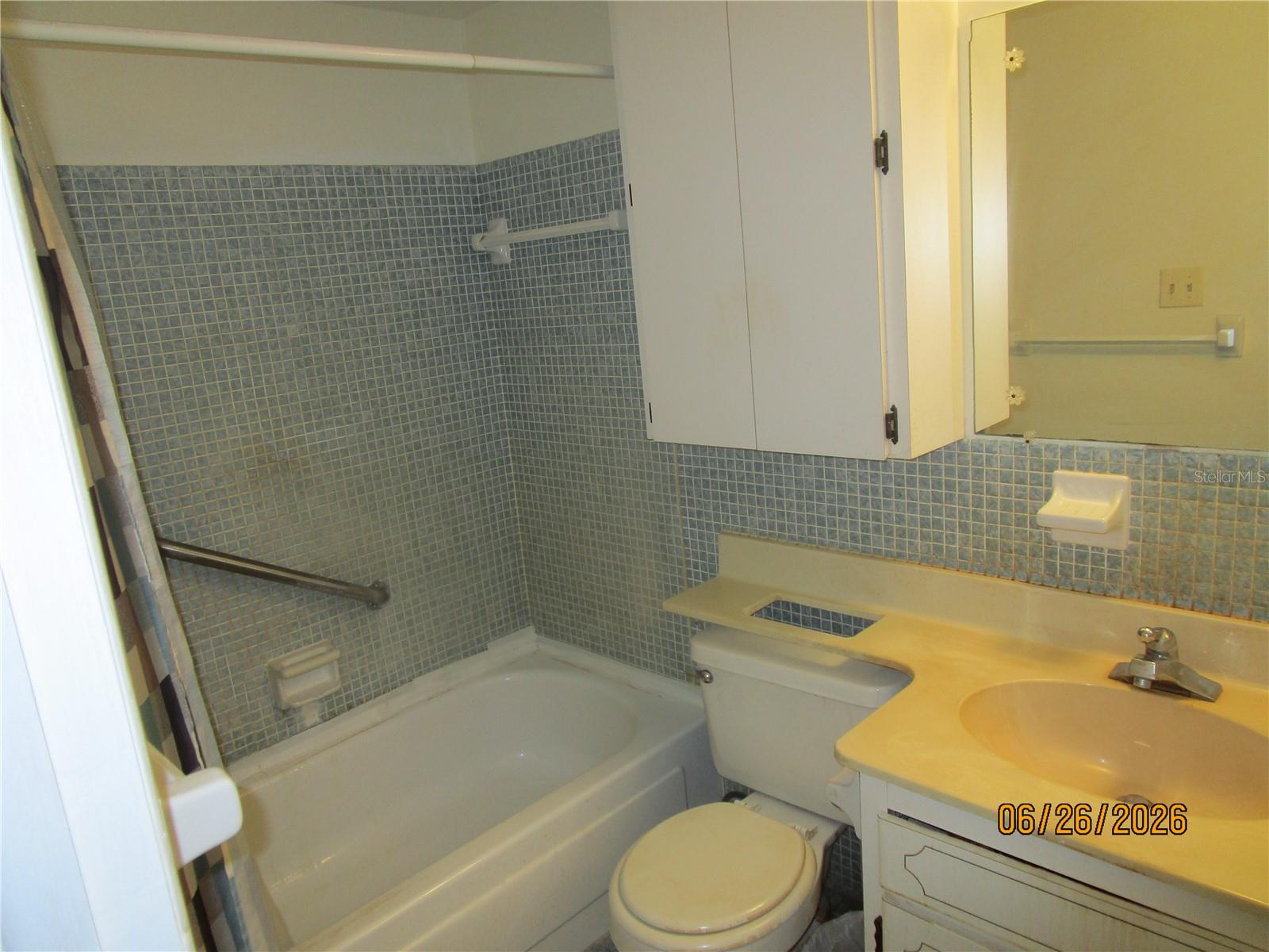 TOWN APTS CONDO - Residential