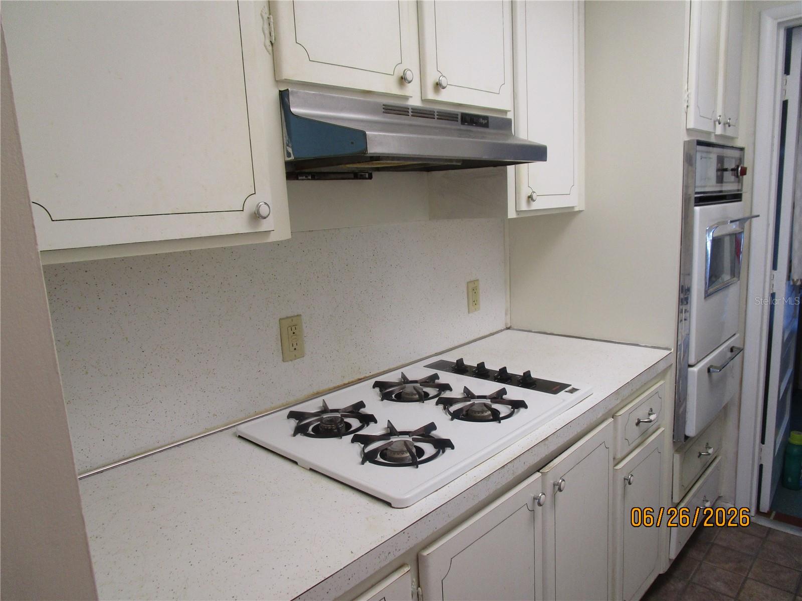TOWN APTS CONDO - Residential