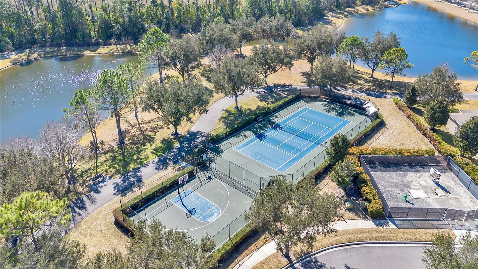 LAKE SAWYER SOUTH PH 01 - Residential Lease