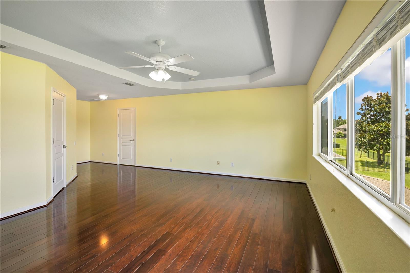 LAKE SAWYER SOUTH PH 01 - Residential Lease