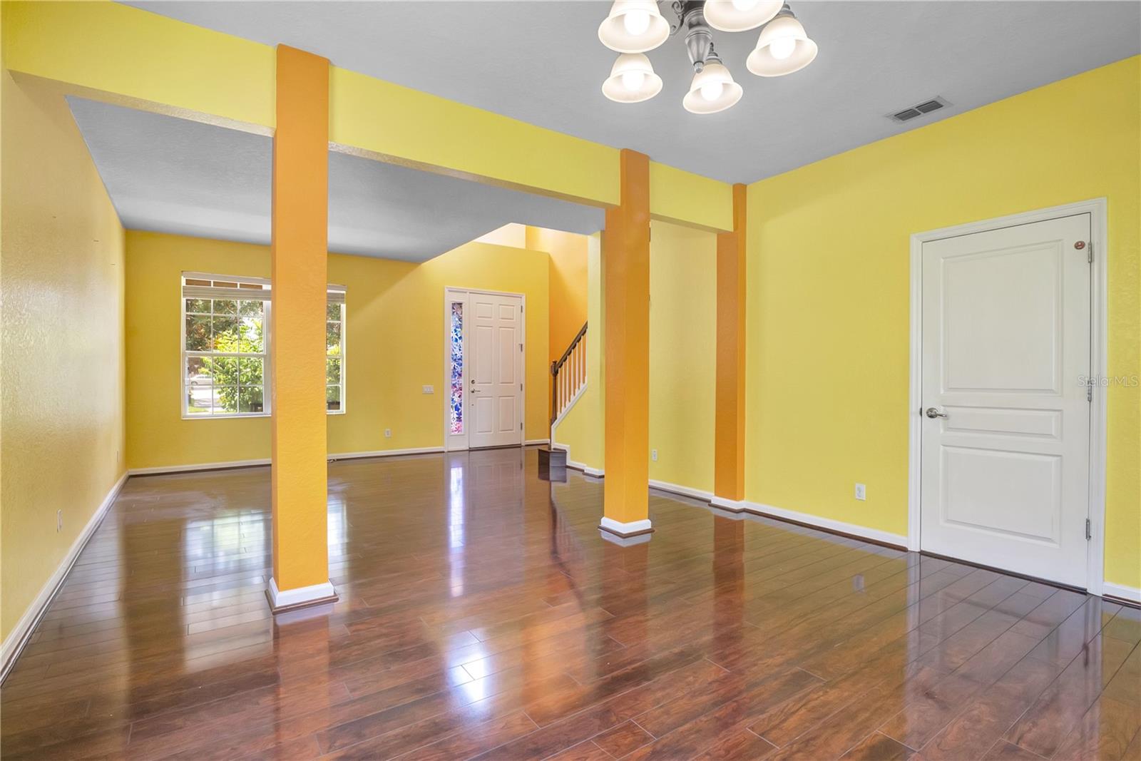 LAKE SAWYER SOUTH PH 01 - Residential Lease