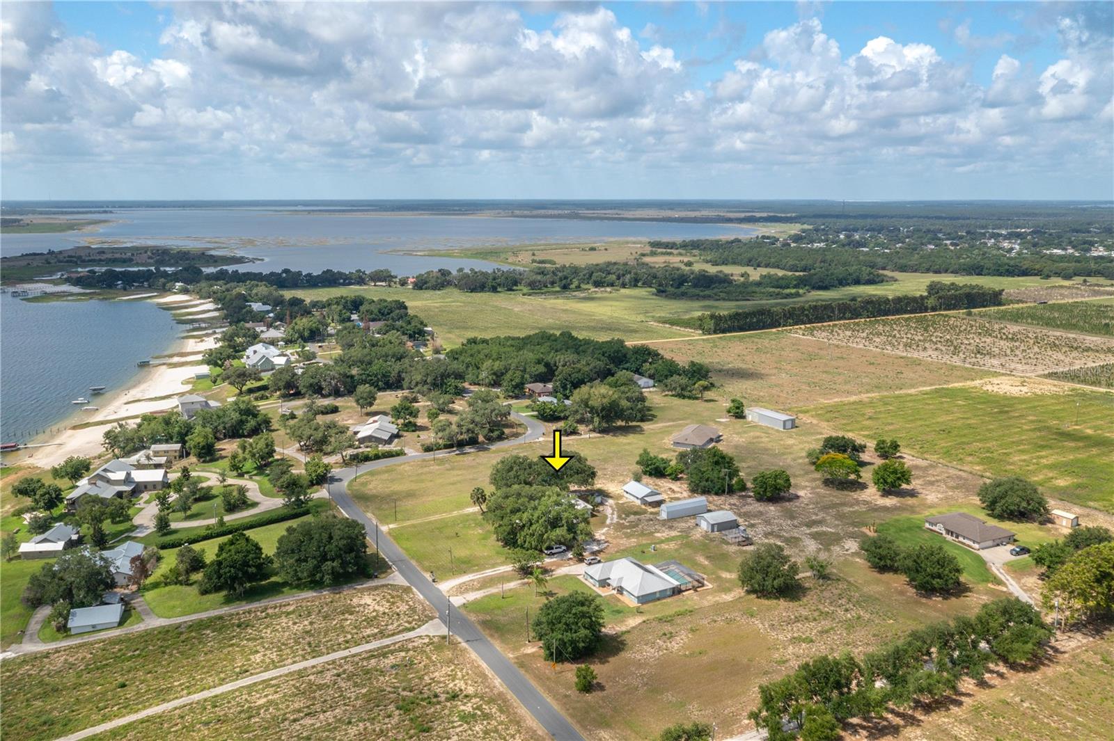 CROOKED LAKE - Residential