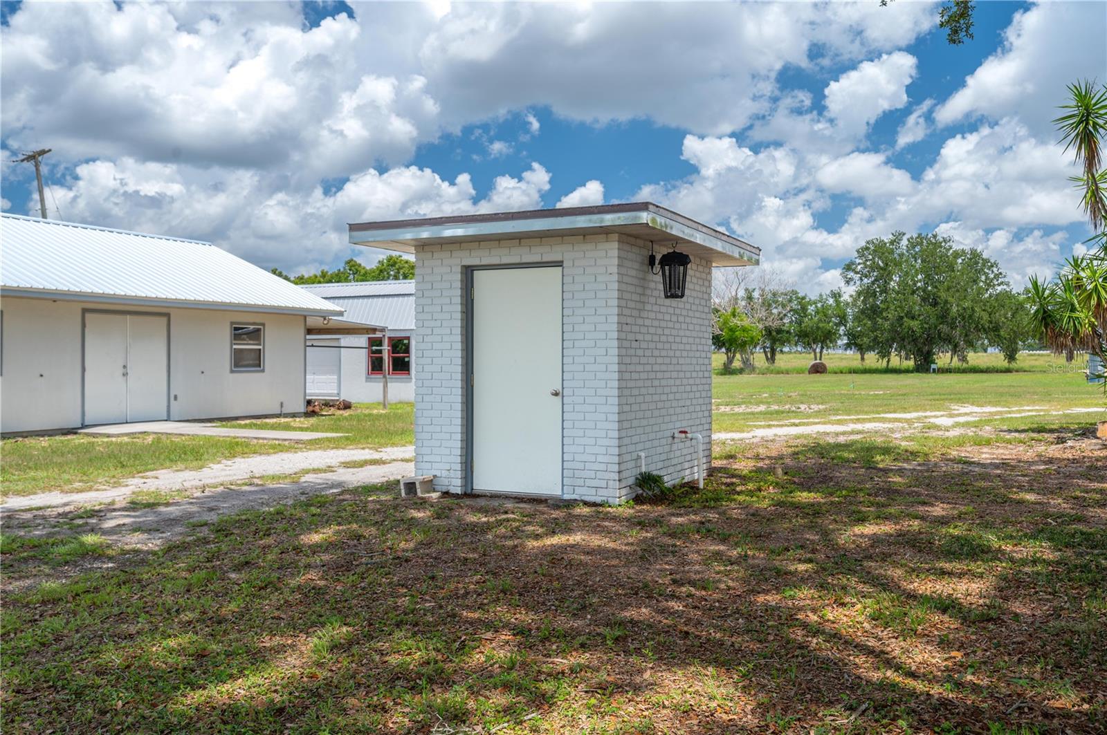CROOKED LAKE - Residential